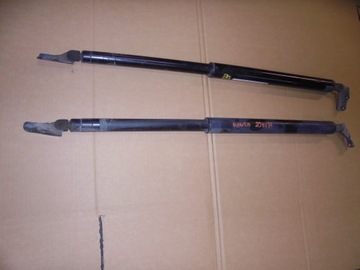 TOYOTA HIACE 06-12 SILOWNIKINI KRYT ZADNÍ