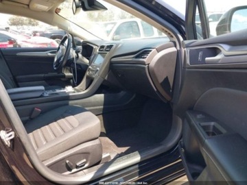 Ford Fusion 2019 Ford Fusion SE 2019 1.5l 1.5 Benzyna 181KM, zdjęcie 9