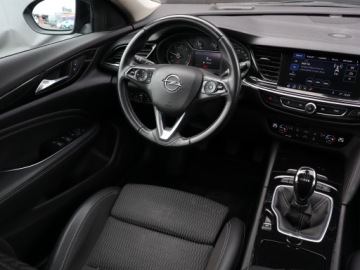 Opel Insignia II Sports Tourer 1.6 CDTI 136KM 2018 Opel Insignia 1.6 CDTI, Skóra, Klima, Klimatronic, zdjęcie 6