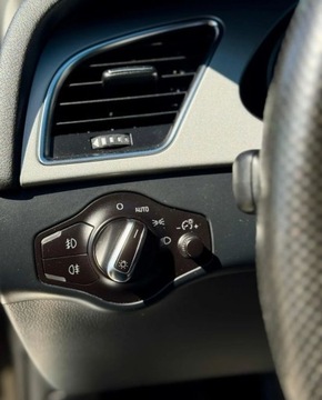 Audi A4 B8 Limousine 2.0 TFSI 180KM 2010 Audi A4 Limousine 2.0T 180KM Sedan cliamtronic Bixenon LED Grzane fotele, zdjęcie 19