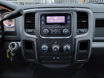 Dodge Ram IV 5.7 V8 390KM 2015 dodge ram V8 HEMI 401KM * Faktura VAT23% LPG, zdjęcie 9