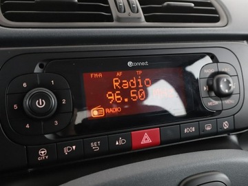 Fiat Panda III 2022 Fiat Panda FV23% Cross RED MHEV klima-auto, zdjęcie 22