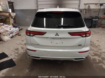 Mitsubishi Outlander III 2023 Mitsubishi Outlander SE S-AWC 2023 2.5l 2.5 Benzyna 181KM, zdjęcie 4