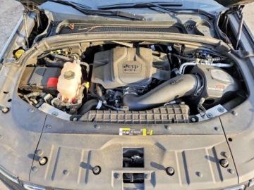 Jeep Grand Cherokee V 2023 Jeep Grand Cherokee L Overland 2023 5.7 Benzyna 357KM, zdjęcie 6