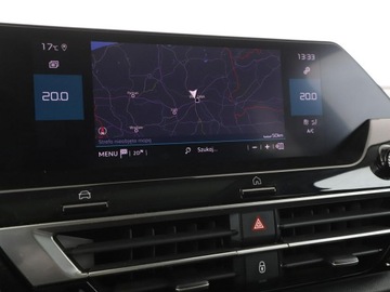 Citroen C4 III SUV 1.5 BlueHDi 110KM 2022 Citroen C4 Shine półskóra navi kamera panorama, zdjęcie 24