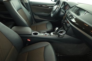 BMW X1 E84 Crossover Facelifting sDrive 18d 143KM 2013 BMW X1 sDrive18d, Automat, Skóra, Navi, Klima, zdjęcie 6