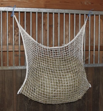 Сетка для сена для лошадей белая сетка 3см Kerbl 120х90см