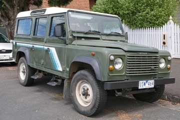 LAND ROVER DEFENDER FACELIFT 07- MASKA MŘÍŽKA