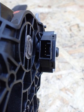 ДАТЧИК ПЕДАЛИ СЦЕПЛЕНИЯ HYUNDAI I30 III ЕВРОПА 93840-F2100