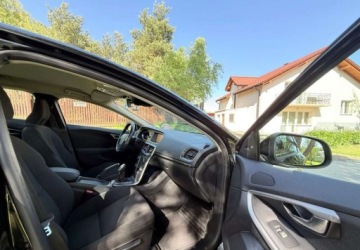Volvo V40 II Cross Country D2 115KM 2013 Volvo V40 Volvo V40 D2 Momentum 1.6 Diesel 115KM, zdjęcie 24