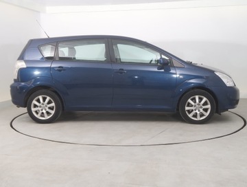 Toyota Corolla Verso E120 1.8 VVT-i 130KM 2004 Toyota Corolla Verso 1.8, Automat, 7 miejsc, zdjęcie 5