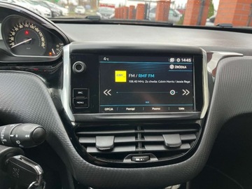 Peugeot 2008 I SUV Facelifting 1.2 PureTech 82KM 2019 Peugeot 2008 1.2 benzyna 83 KM zarejestrowany w PL zadbany mozliwa zam, zdjęcie 11