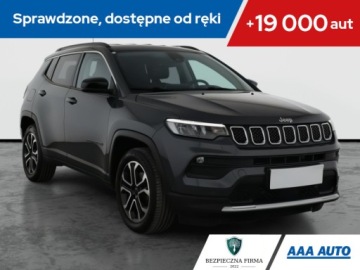 Jeep Compass II 2022 Jeep Compass 1.5 Turbo e-Hybrid, Salon Polska