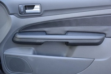 Ford Focus II Hatchback 5d 1.6 Duratec 100KM 2006 Ford Focus FORD FOCUS 1.6 101KM AUTOMAT SONY Skory Klimatronik Szyberdach, zdjęcie 23