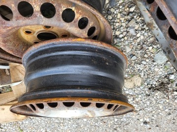 DISK OCELOVÝ VOLKSWAGEN OE 6.5" X 16" 5X112 ET 50