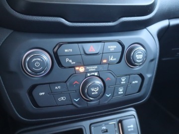 Jeep Renegade SUV Seria 7/8 1.0 GSE Turbo 120KM 2022 Jeep Renegade 1.0 T-GDI, Salon Polska, zdjęcie 12