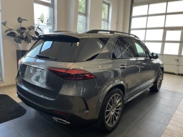 Mercedes GLE V167 SUV Facelifting 3.0 450d 367KM 2026 MERCEDES-BENZ GLE 450 d 4-Matic AMG Line 3.0 (367KM) 2026, zdjęcie 5