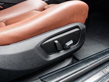 BMW Seria 5 F10-F11 Touring Facelifting 520d 190KM 2015 BMW Seria 5 520d xDrive Combi 2.0 190KM 2015, zdjęcie 7