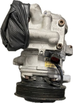 KOMPRESOR KLIMATYZACJI JEEP GRAND CHEROKEE WJ WG 4.0