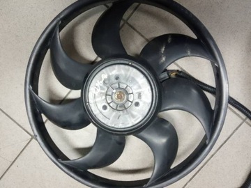 EJ73-8C607-AF VENTILÁTOR FOCUS MK3 KUGA II 16-