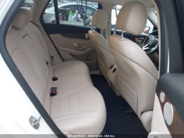 Mercedes GLC C253 2021 Mercedes-Benz GLC 2021, 2,0L, 4x4 2.0 Benzyna 255KM, zdjęcie 9