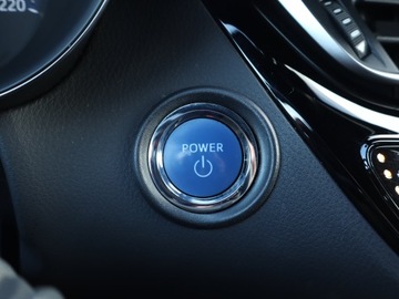 Toyota C-HR I Crossover Facelifting 1.8 Hybrid 122KM 2020 Toyota C-HR 1.8 Hybrid, Salon Polska, zdjęcie 17