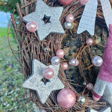 РОЖДЕСТВЕНСКИЙ ВЕНОК НАТУРАЛЬНАЯ БЕРЕЗА, РОЖДЕСТВЕНСКИЙ КРЕМ, РОЗОВЫЙ, СЕРЕБРЯНЫЙ