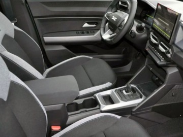 Dacia Duster III 2026 Od ręki - Journey 1.8 Full Hybrid 155KM / Pakiet Parking, Zimowy Plus, zdjęcie 8