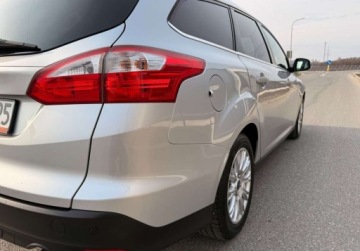 Ford Focus III Kombi 1.6 EcoBoost 150KM 2011 Ford Focus TITANIUM 1.6EB 150ps 6Biegow Tylko115TysPrzebiegu SamParkuje UN, zdjęcie 14