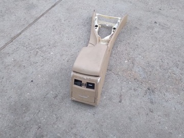 BMW E90 tunel środkowy z podłokietnikiem europa