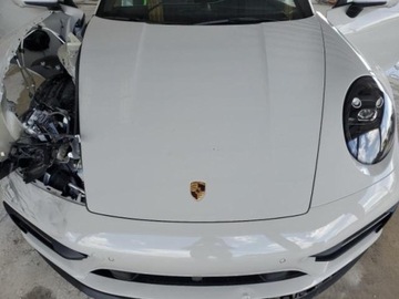 Porsche 911 992 2024 Porsche 911 Targa 4s 3.0 Benzyna 443KM, zdjęcie 2