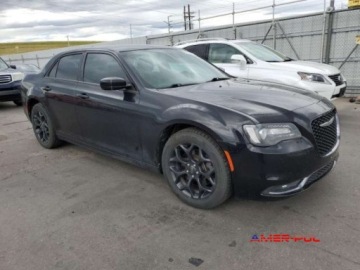 Chrysler 300C II 2019 Chrysler 300 2019 r., 3,6L 300 4X4 3.6 Benzyna 292KM, zdjęcie 2