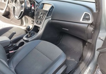 Opel Astra J Hatchback 5d 1.4 Turbo ECOTEC 120KM 2012 Opel Astra Opel Astra j 1.4 16v klima pdc kamera navi stan bdb gwarncja pr, zdjęcie 11