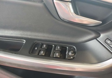 Volvo V60 I Kombi Facelifting 2.0 D3 DRIVE-E 150KM 2015 Volvo V60 Volvo V60 I Zadbane Zarejestrowane 2.0 Diesel 150KM, zdjęcie 18