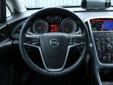 Opel Astra J Sedan 1.6 Twinport ECOTEC 115KM 2016 Opel Astra 1.6 16V, Salon Polska, 1. Właściciel, zdjęcie 19