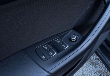 Audi Q3 I SUV Facelifting 1.4 TFSI cylinder on demand 150KM 2018 Audi Q3 1.4 TSI 150KM manual bezwypadkowa GWARANCJA NAVI 1.4, zdjęcie 32