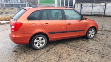 Skoda Fabia II Kombi 1.6 i 16V 105KM 2009 SKODA FABIA II AUTOMAT Combi (545) 1.6 105 KM, zdjęcie 11
