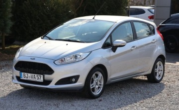 Ford Fiesta VII Hatchback 3d Facelifting 1.25 82KM 2016 Ford Fiesta Klimatyzacja, Wielofunkcyjna kierownica, Elektryczne szyby 1.2