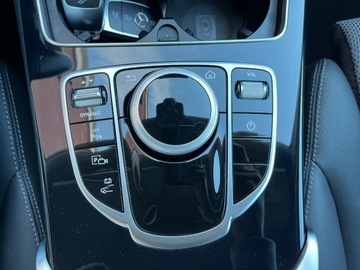 Mercedes Klasa C W205 Kombi Facelifting HYBRYDA 2.0 300 de 306KM 2020 Mercedes-Benz Klasa C 2.0 diesel PLUG IN 306 KM automat zarej w PL zad, zdjęcie 29