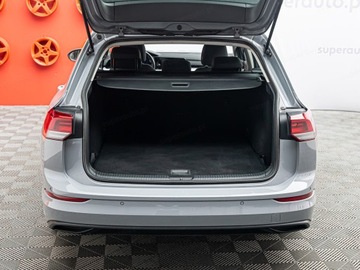 Volkswagen Golf VIII Variant 2.0 TDI 115KM 2022 VOLKSWAGEN Golf 2.0 TDI SCR Life Combi 115KM 2022, zdjęcie 24