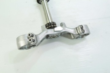 НИЖНЯЯ ПОЛКА YAMAHA R1 RN12 04-06