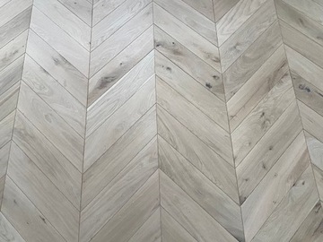 Jodełka francuska chevron 16x60x400mm parkiet dąb