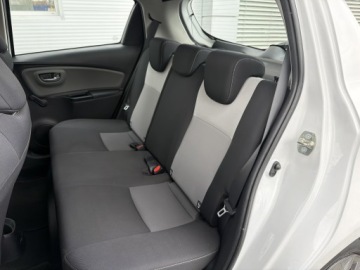 Toyota Yaris III Hatchback 5d Facelifting 2017 1.5 Hybrid 100KM 2019 Toyota Yaris Hybrid 100 Premium EU6 III (2011-2019, zdjęcie 23