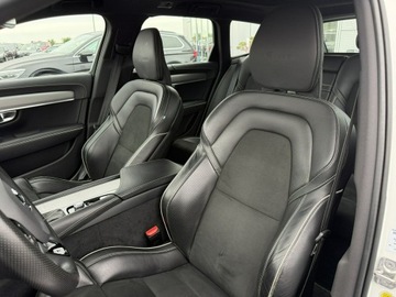 Volvo V90 II Kombi 2.0 D4 190KM 2019 Volvo V90 2.0 D4 16V 190KM R-design, skóra,, zdjęcie 17