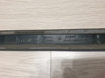 LIŠTA TOYOTA PRIUS II PŘEDNÍ PRAVÁ NA DVEŘE