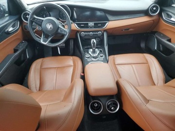 Alfa Romeo Giulia II Sedan Facelifting 2.0 Turbo 280KM 2021 Alfa Romeo Giulia Sport 2021 2.0l 2.0 Benzyna 280KM, zdjęcie 1