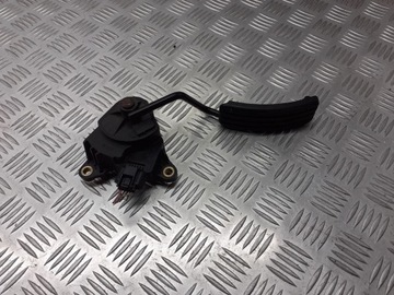 POTENCJOMETR GAZU SCENIC II 1.9 DCI 8200159645