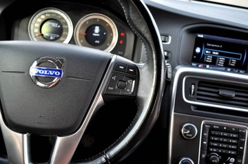 Volvo V60 I Kombi 2.0 D3 163KM 2011 Volvo V60 2.0 163 KM 5-Cylindrów Xenon Navi, zdjęcie 16