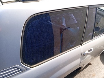 TOYOTA LAND CRUISER FJ 100 98-05 SKLO (OKNO) KAROSERIE PRAVÁ