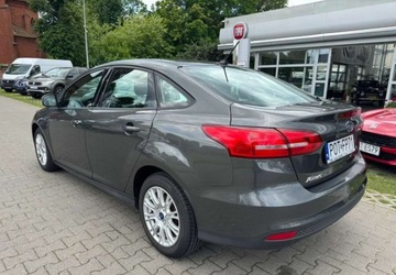 Ford Focus III Sedan Facelifting 1.6 Ti-VCT 105KM 2017 Ford Focus Ford Focus 1.6 SYNC Edition 1.6 BenzynaLPG 105KM, zdjęcie 6